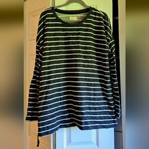 Lou & Grey Charcoal and White Striped Crewneck XL